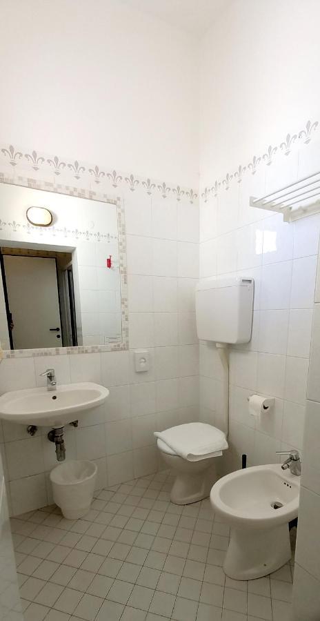 Hotel Brotas Rimini Kültér fotó