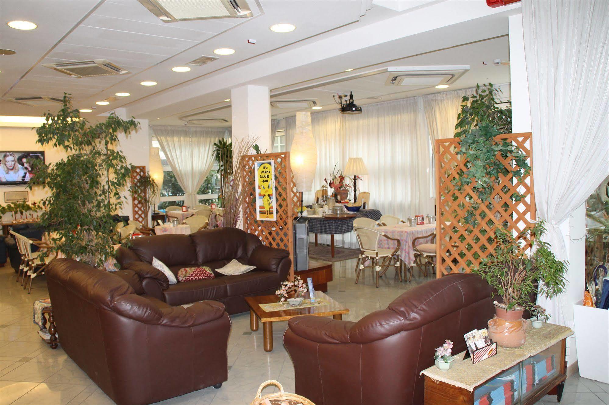 Hotel Brotas Rimini Kültér fotó