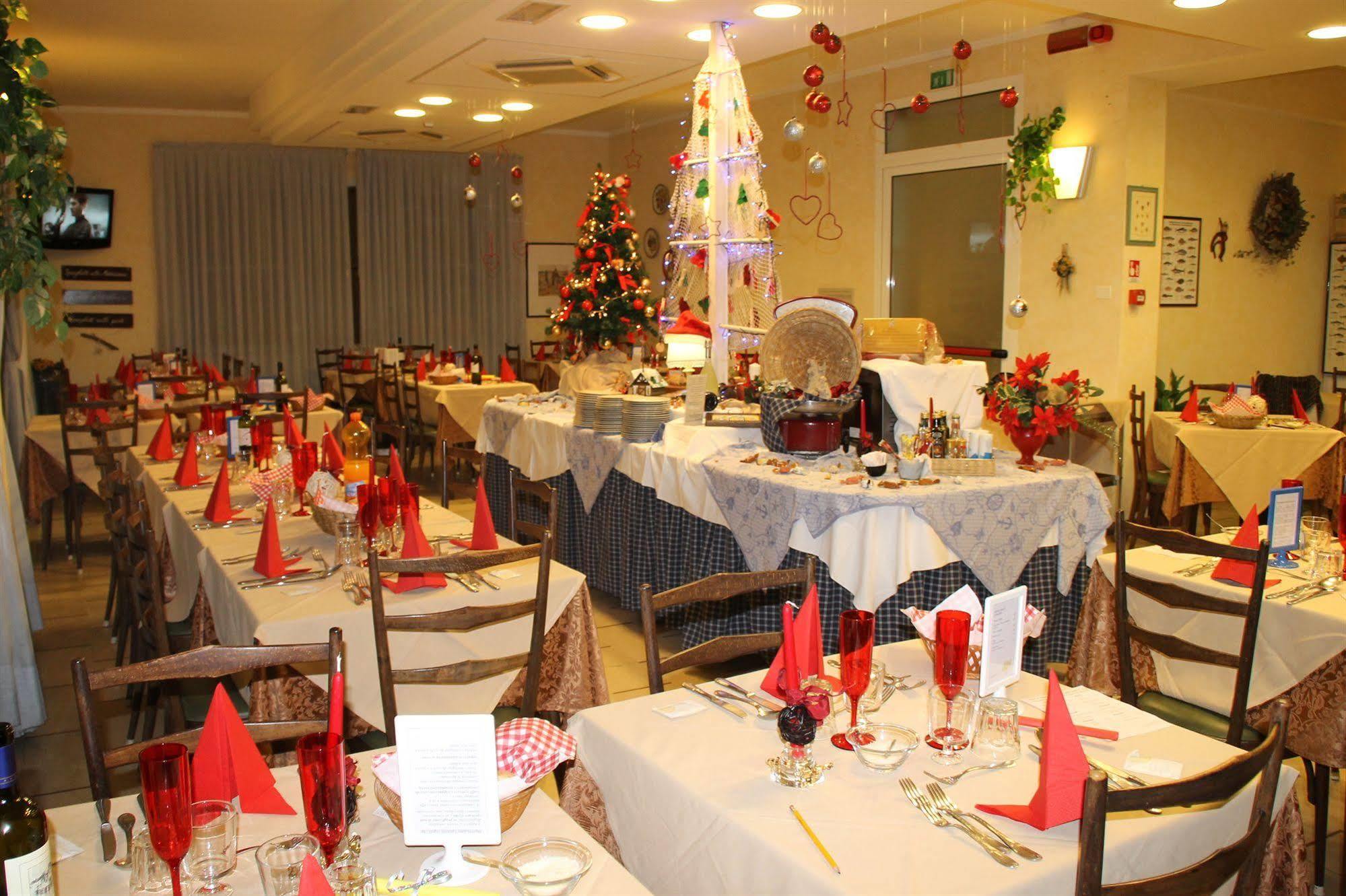 Hotel Brotas Rimini Kültér fotó