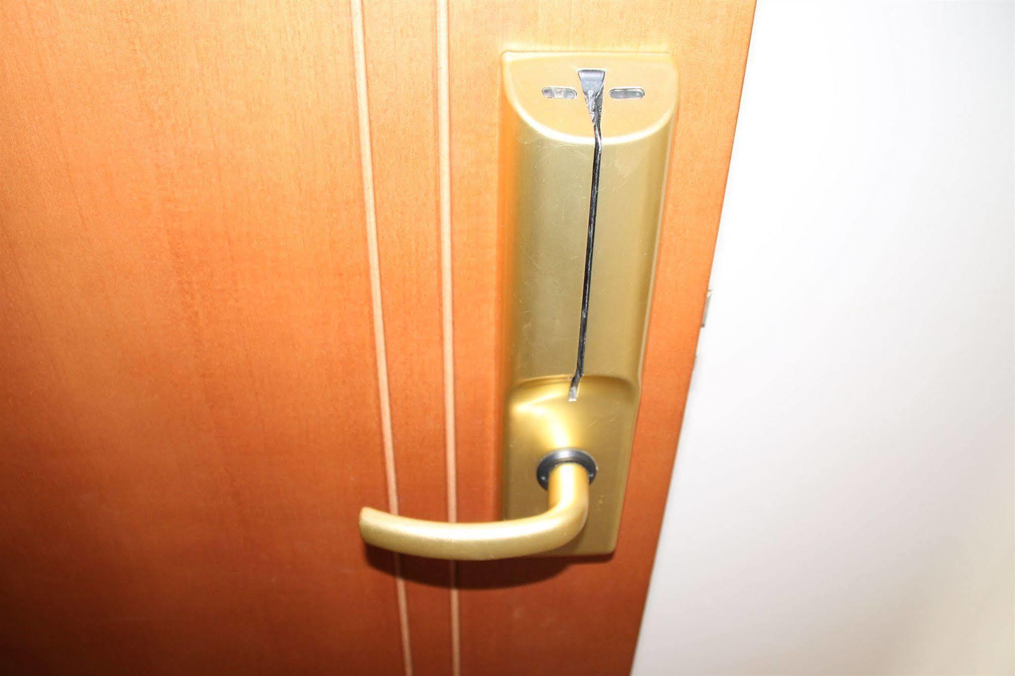 Hotel Brotas Rimini Kültér fotó