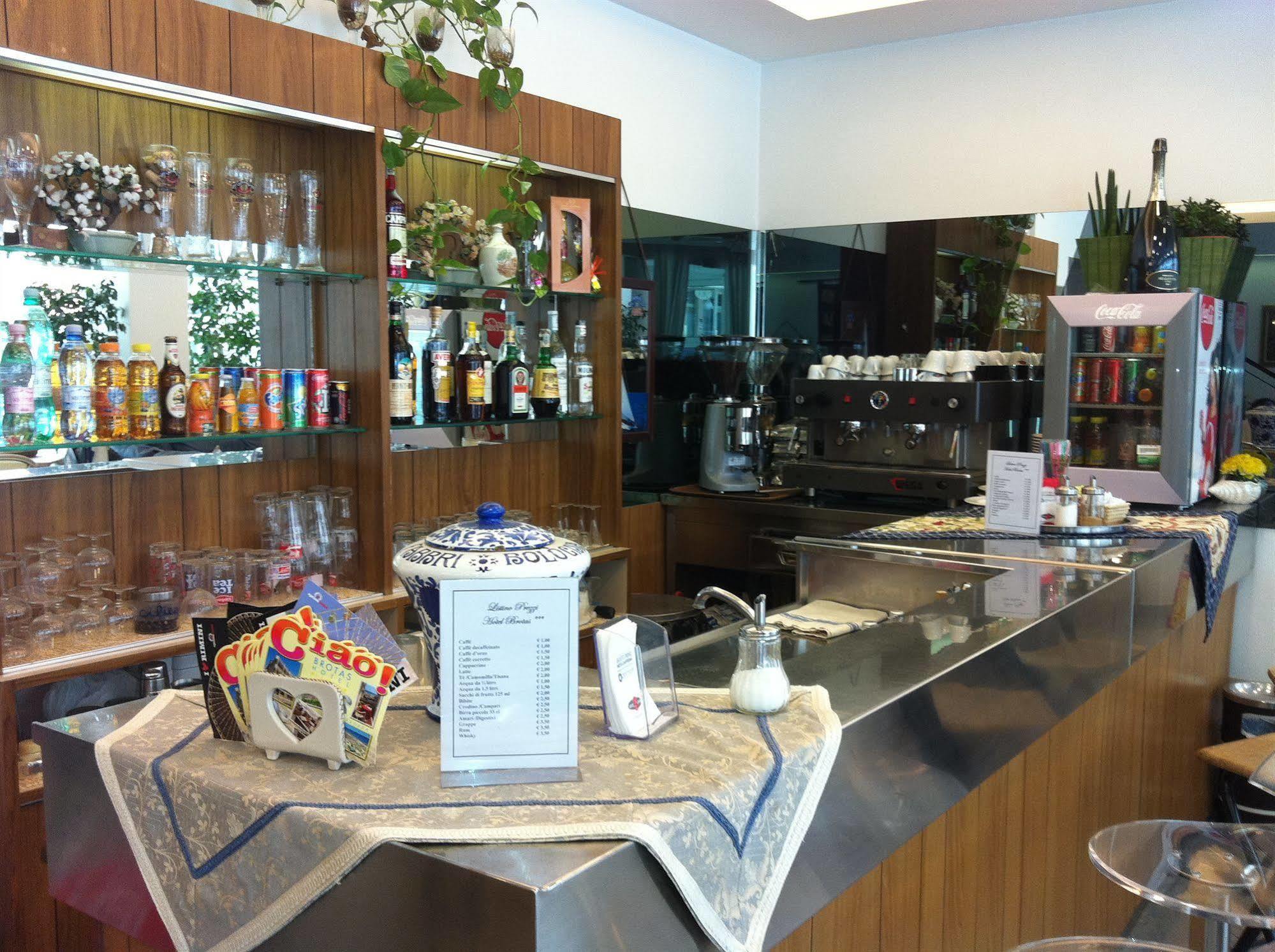 Hotel Brotas Rimini Kültér fotó